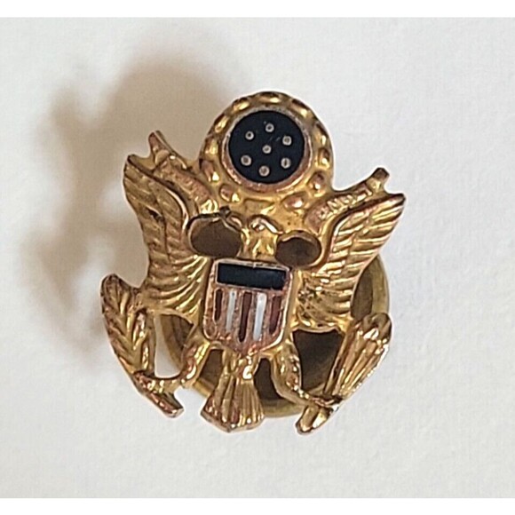 WWII US Army Eagle Officer Hat Insignia Pin Screw Back Enamel Accents LMW PAT - Picture 1 of 5